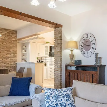 Han's Maisonette Villa