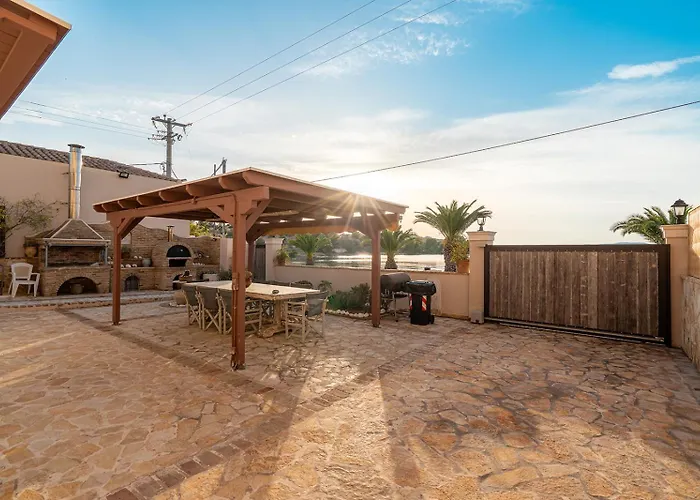 Han's Maisonette Порто Хели